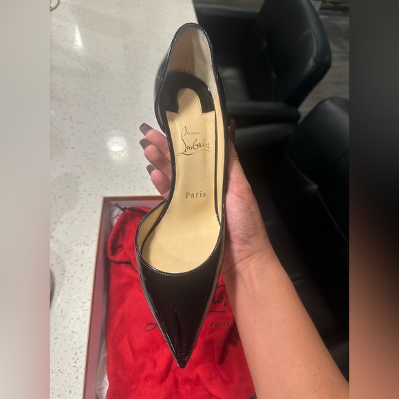 Christian Louboutin Iriza 100 mm Pumps Patent Calf
Black size 38 - Picture 5 of 7